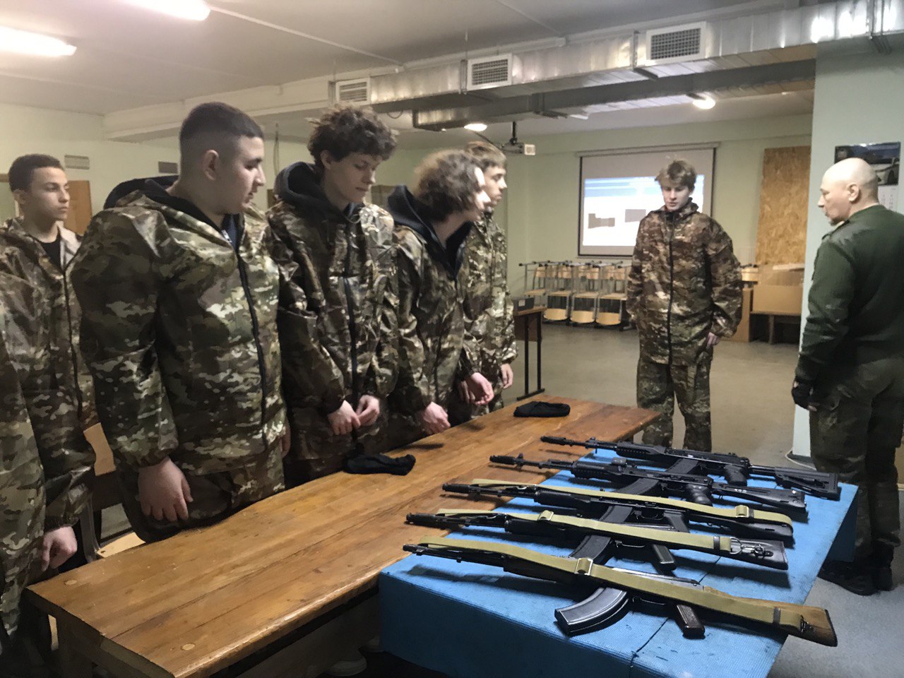 4-я смена «Авангарда»: когда фильмы становятся прививкой